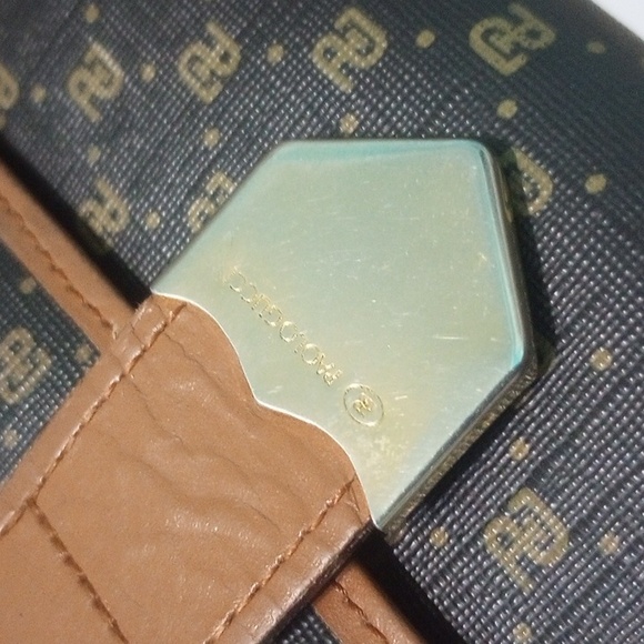 Vintage Paolo Gucci Monogram Wallet - Picture 2 of 16